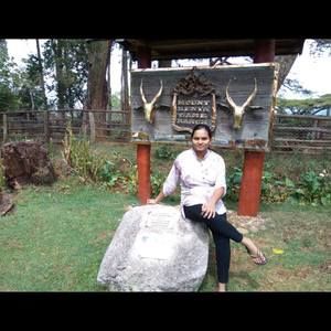 Meet your Posher, Niki